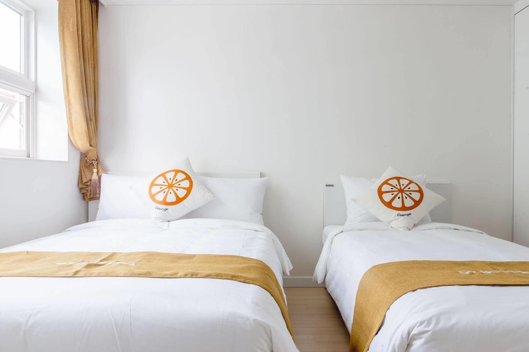 D7 Hotel