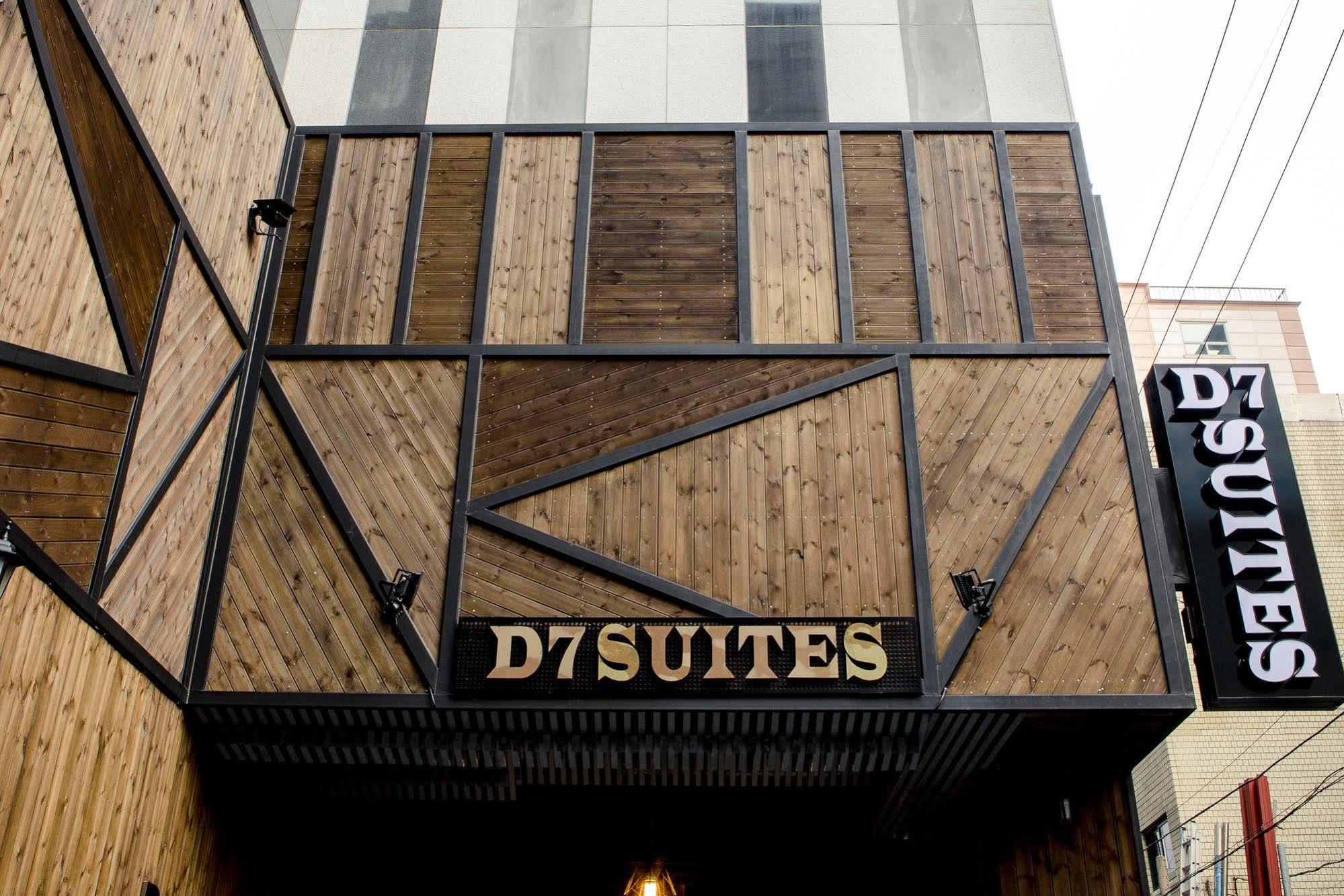 Hotel D7